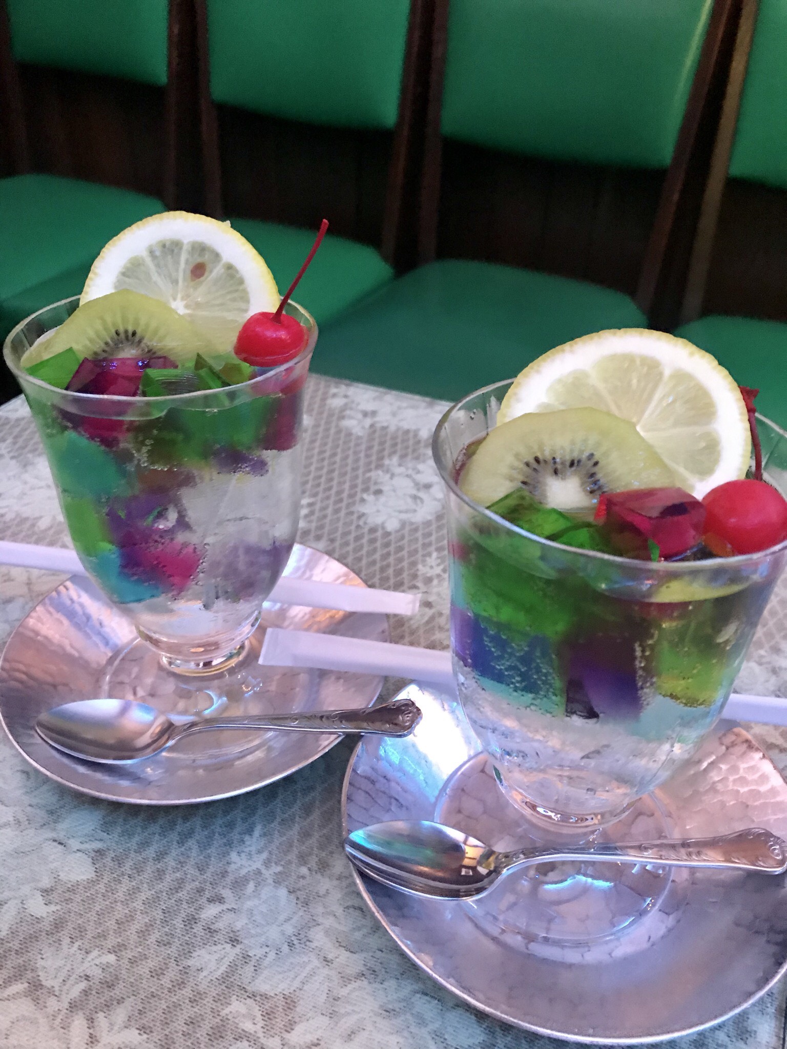 Nikmati Jelly Punch yang Colorful Sambil Memakai Kimono