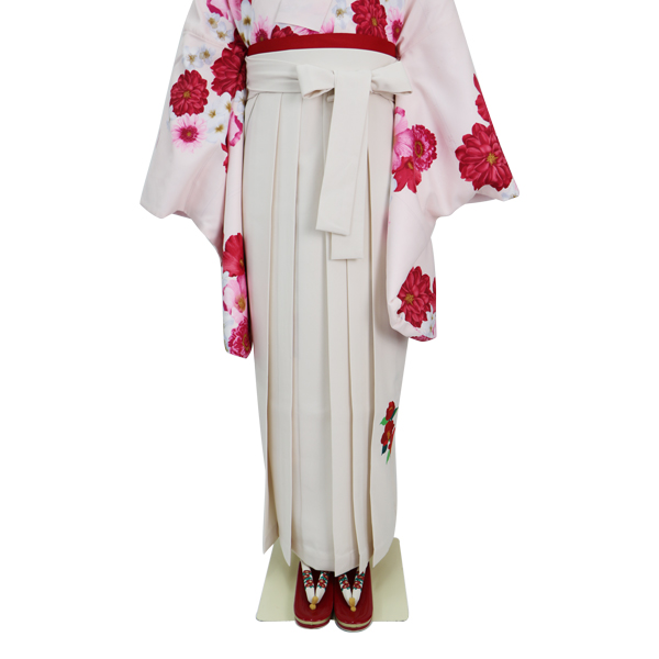 椿刺繍・アイボリー - 袴(ポリエステル・白) | 宅配レンタル対応・一式フルセット | 袴のレンタルなら着物レンタルwargo