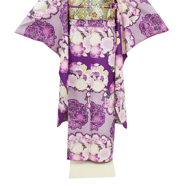 てふてふ宵桜に舞う
