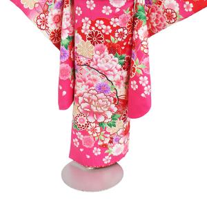 桃色に舞う桜