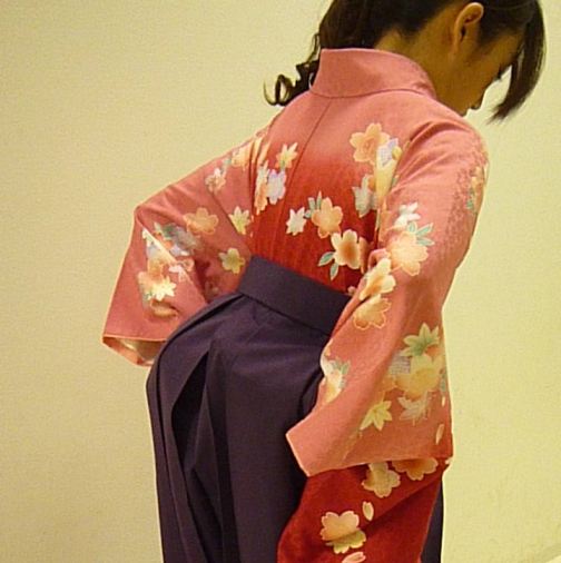 袴の着崩れと直し方 京都着物レンタルwargo