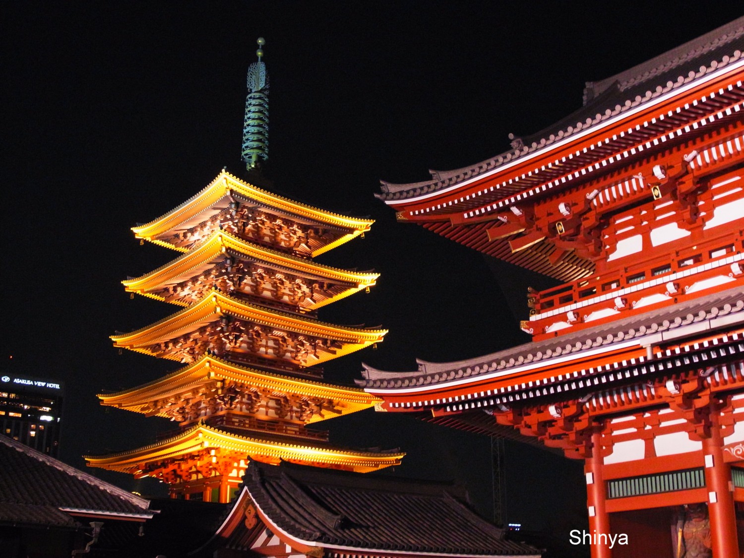 浅草の五重塔 | 京都着物レンタルwargo