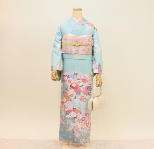 Houmongi kimono