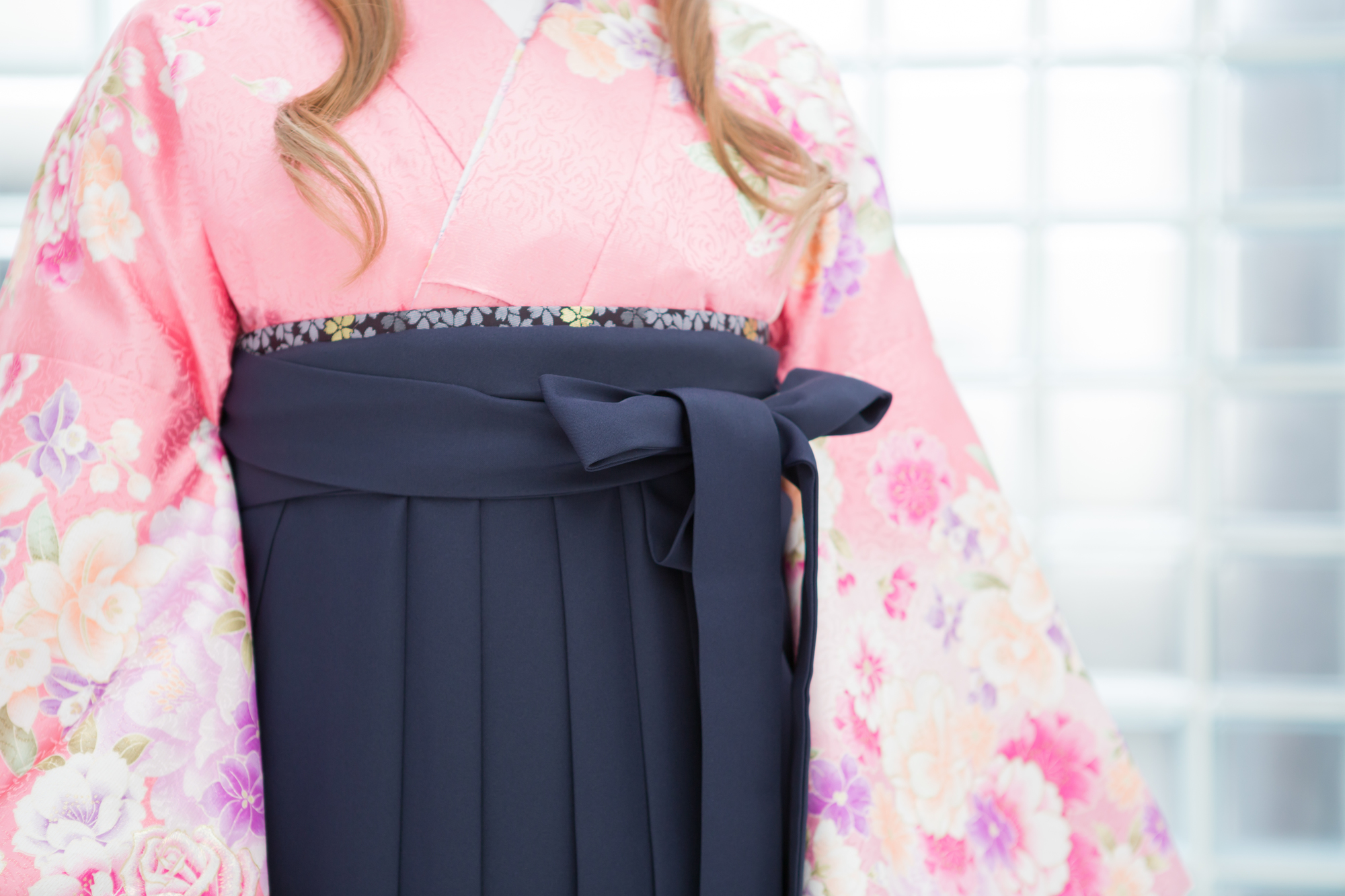 卒業式の袴はどんな色、種類を選べばいいの？