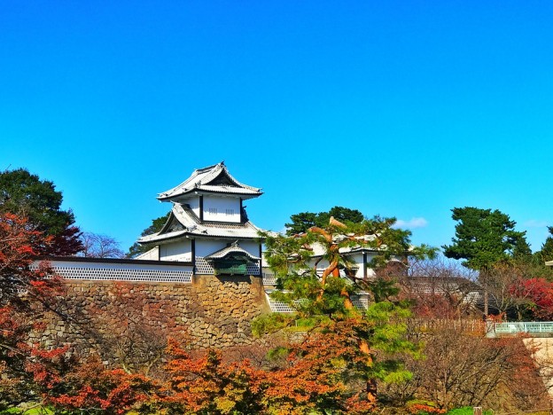 秋に着物で行きたい金沢の素敵観光スポット 京都着物レンタルwargo