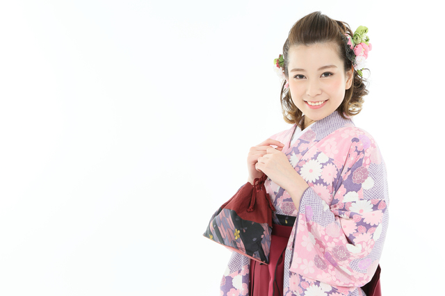 袴と着物の違いとは 着物にはどんな種類があるのか解説します 京都着物レンタルwargo